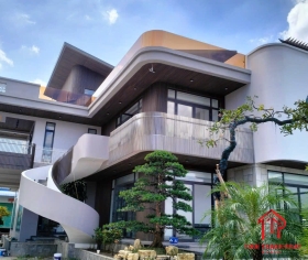 Lan can kính cường lực 