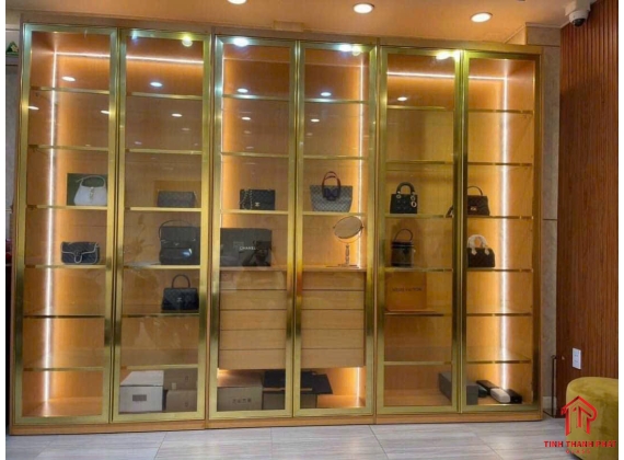 kính màu trang trí tủ áo nội thất